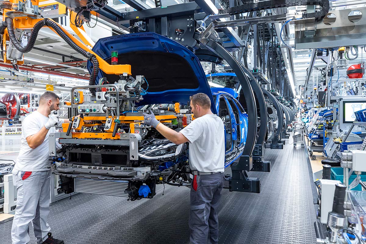 Empresa Automotriz Ensambladora